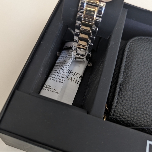 Alexis Bendel Analog Two-Tone Silver Gold Tone Crystal 38 mm Watch & Wallet - Picture 4 of 9